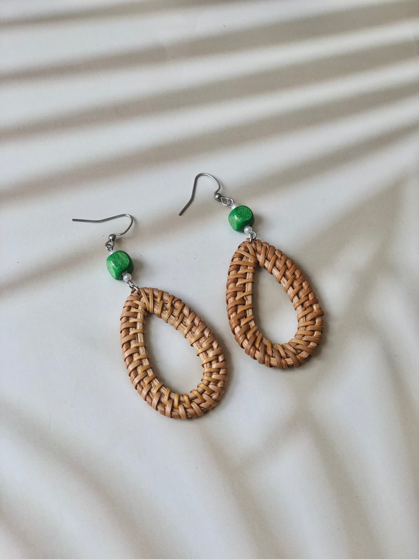 HANDCRAFTED STRAW EARRINGS