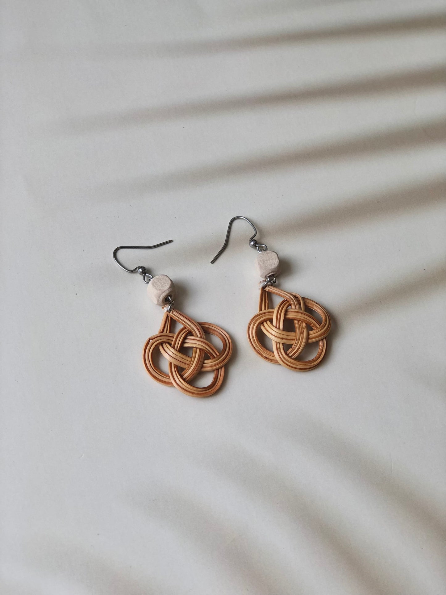 HANDCRAFTED STRAW EARRINGS