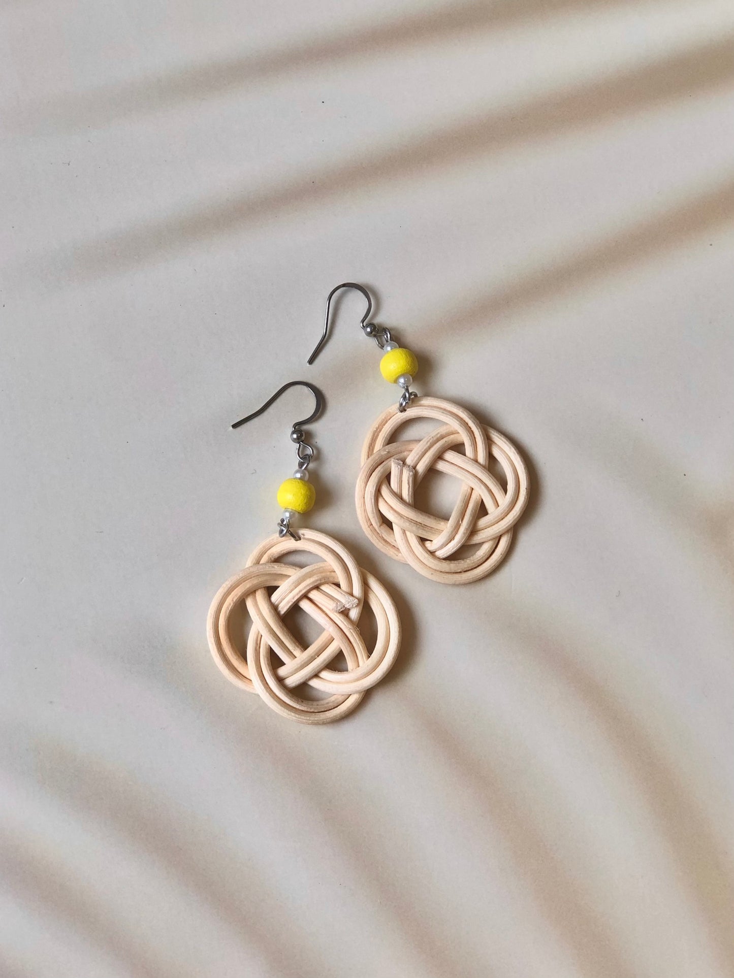 HANDCRAFTED STRAW EARRINGS