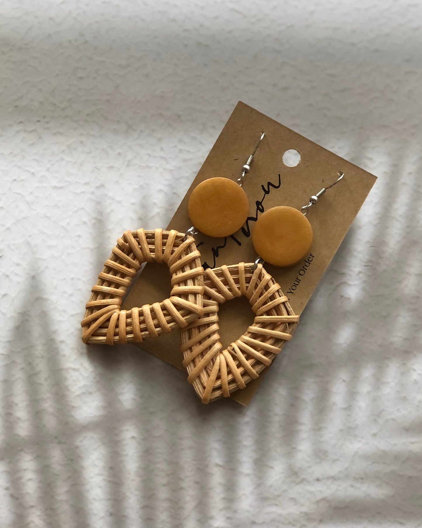 HANDCRAFTED STRAW EARRINGS