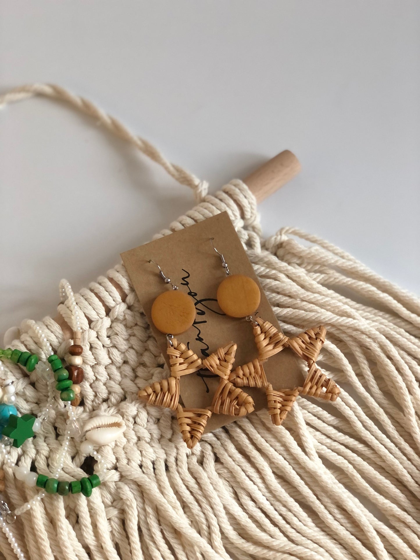 HANDCRAFTED STRAW EARRINGS