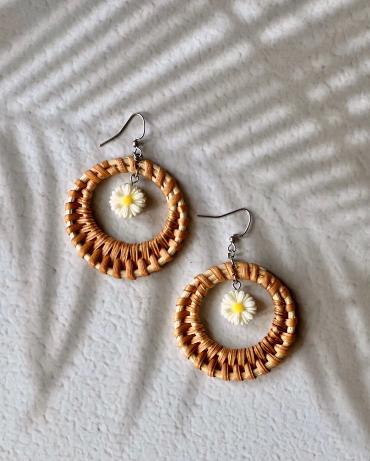 HANDCRAFTED STRAW EARRINGS